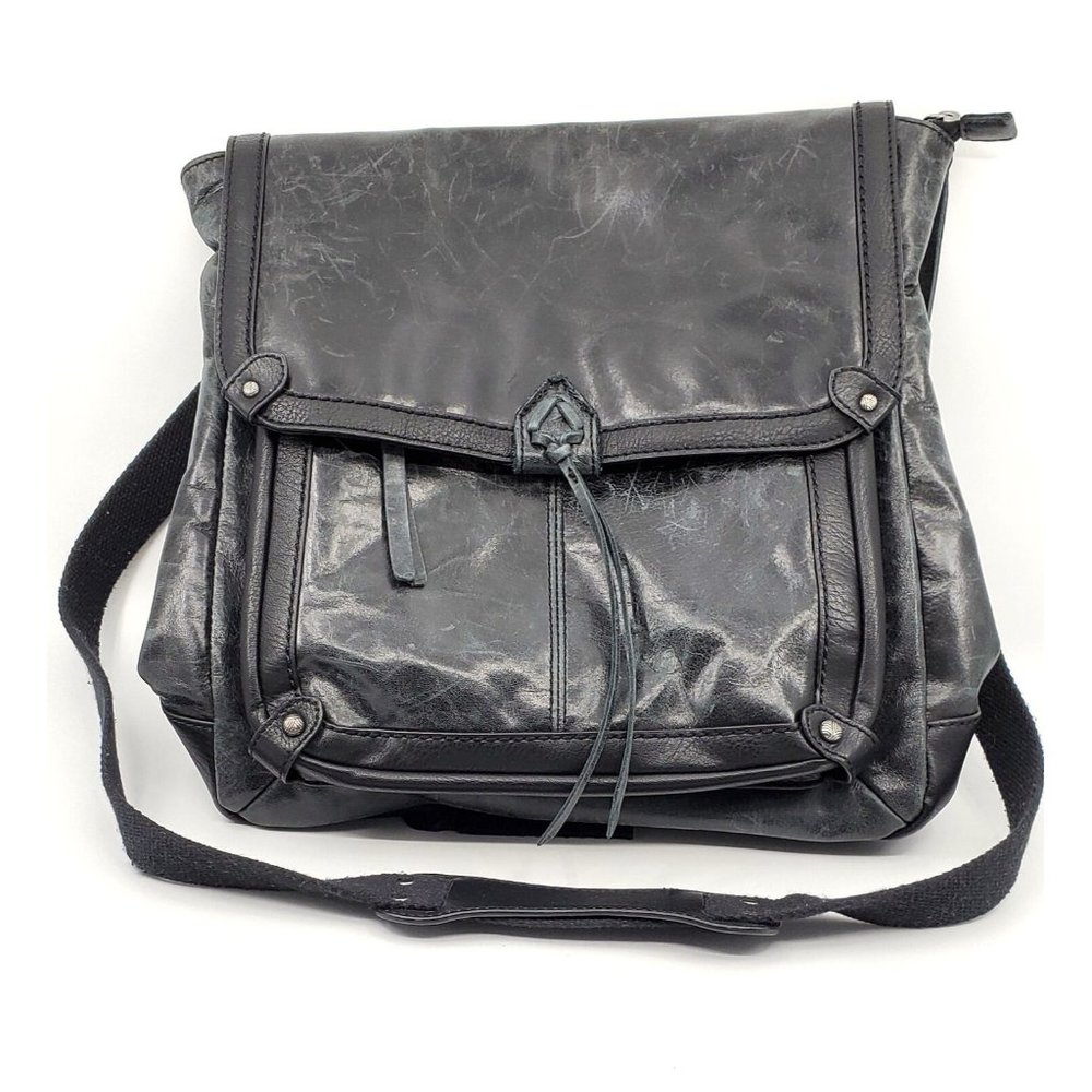 Versatile NWOT The Sak Ventura Convertible Backpack – Save 28% Today!